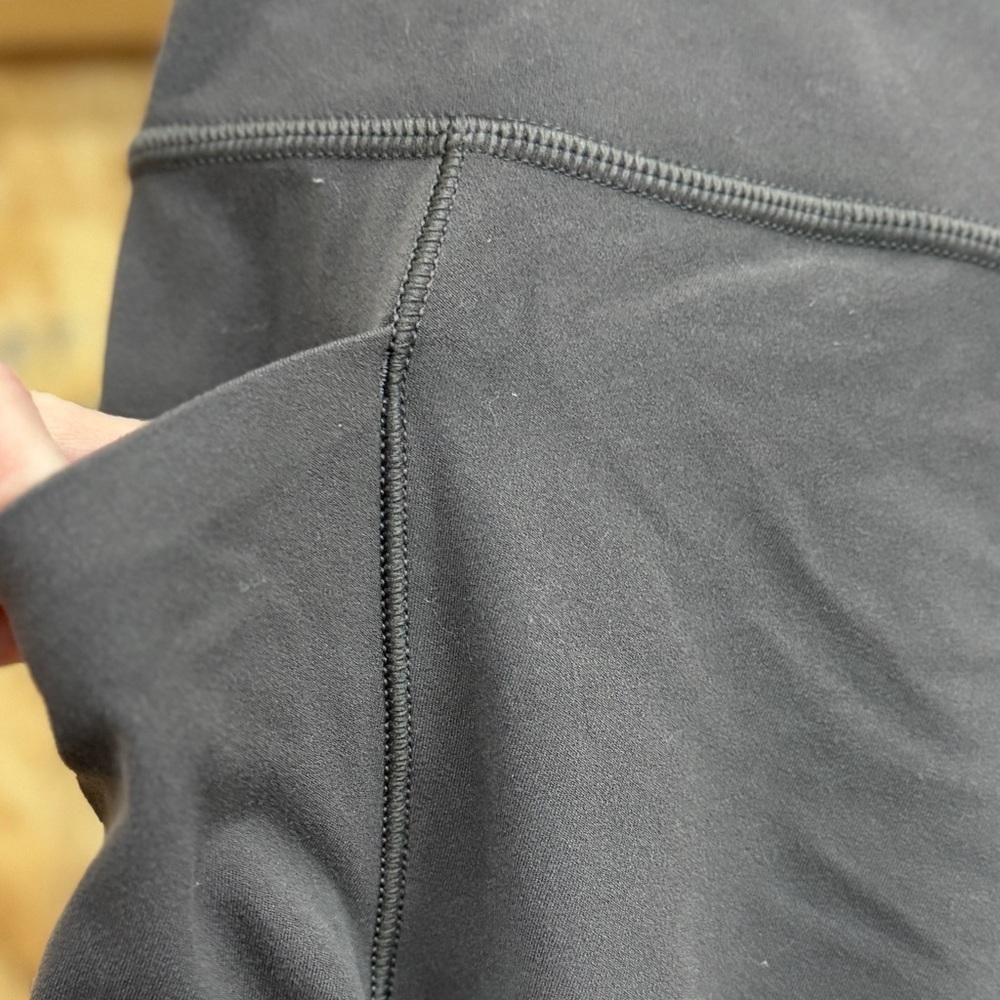 Athleta Salutation Stash 7/8 Leggings pockets XS extra small - Picture 3 of 4